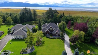 900 Botanical Heights Cir, Anchorage, AK 99515