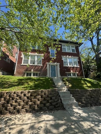 3215 Osceola St, Saint Louis, MO 63111