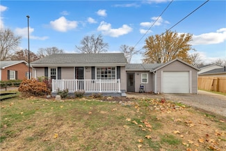 5574 E William Street Rd, Decatur, IL 62521