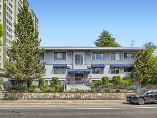 1727 NE Multnomah St Unit 9, Portland, OR 97232