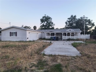 3858 Carter Ave, Riverside, CA 92501