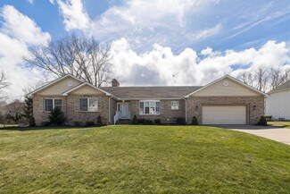 4815 N Wayside Dr, Erie, PA 16505