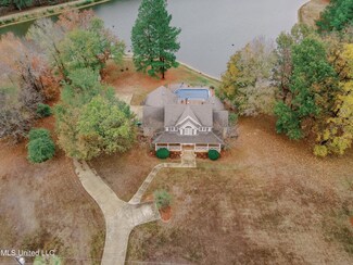 80 Bellewood Dr, Clinton, MS 39056