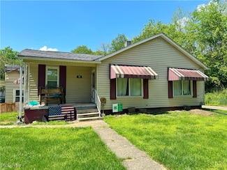 78 Findley St, Dillonvale, OH 43917