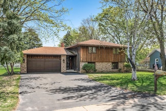 10074 Pilgrim Way, Maple Grove, MN 55369