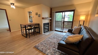 7436 Foxridge Way Unit 4D, Anchorage, AK 99518