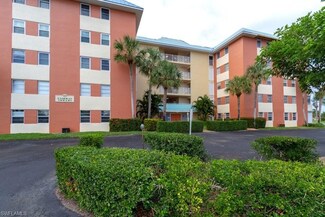 200 Pebble Beach Blvd Unit 402, Naples, FL 34113