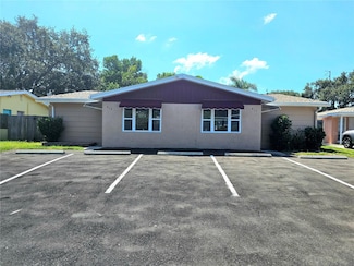 611 Lyndhurst St, Dunedin, FL 34698