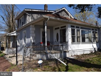 8 Keswick Ave, Ewing, NJ 08638