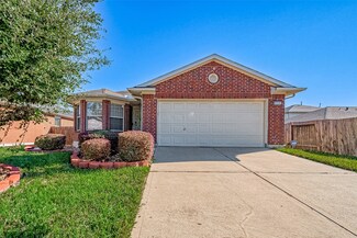 9719 Angleside Ln, Sugar Land, TX 77498