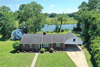 825 Normandy Dr, Suffolk, VA 23434