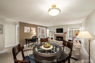 15824 NE Leary Way Unit 5-301, Redmond, WA 98052