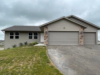 3346 Emerald Dr, Janesville, WI 53546