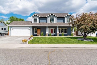 5200 S Desert Dove Loop, West Richland, WA 99353