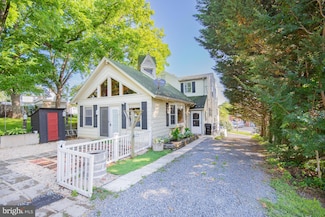 121 E James St, Winchester, VA 22601