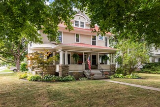 1757 Doty St, Oshkosh, WI 54902