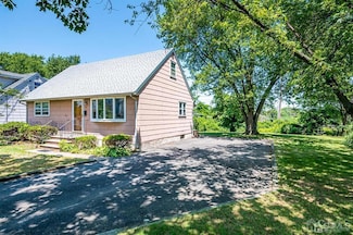 96 Pupek Rd, South Amboy, NJ 08879