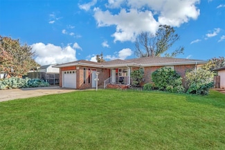 128 Sunset St, Elk City, OK 73644