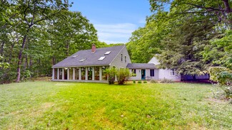2 Little River Rd, Biddeford, ME 04005