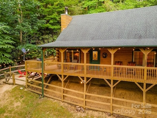 45 Ginger Ln, Waynesville, NC 28785
