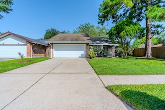 4218 E Terrace Creek Cir, Houston, TX 77014