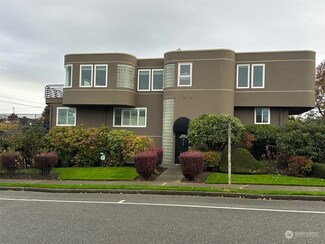 107 Bell St, Edmonds, WA 98020