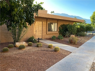 5798 Los Coyotes Dr Unit 33, Palm Springs, CA 92264