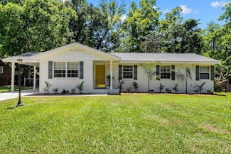2101 Scenic Rd, Tallahassee, FL 32303