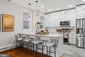 1238 Waverly St, Philadelphia, PA 19147