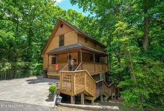 315 Greenwood Way, Pigeon Forge, TN 37863