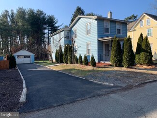 212 2nd St, Westampton, NJ 08060