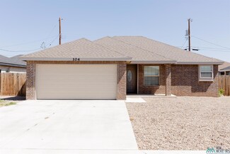 104 Sombrero Rd, Clovis, NM 88101