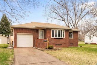 521 99th Ave W, Duluth, MN 55808