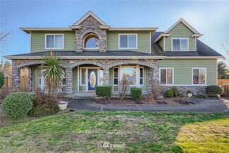 11316 8th St E, Edgewood, WA 98372