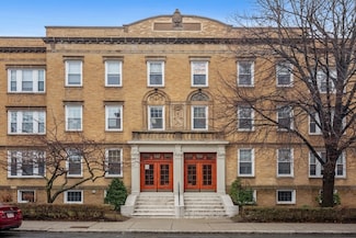132 Sewall Ave Unit B, Brookline, MA 02446