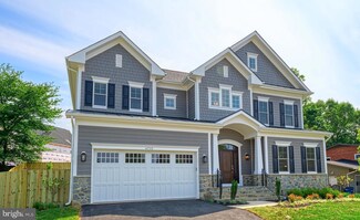 6715 Old Chesterbrook Rd, McLean, VA 22101