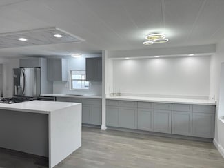 2890 W Marina Dr, Fort Lauderdale, FL 33312