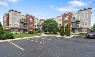 5196 Sassafras Dr, Fitchburg, WI 53711