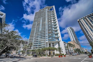 175 1st St S Unit 2604, Saint Petersburg, FL 33701