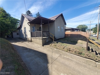 835 Pine St, Zanesville, OH 43701