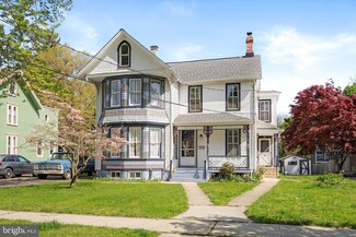 110 Park Ave Unit 112, Hightstown, NJ 08520