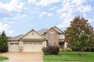 714 Lilac Ln, Dover, OH 44622