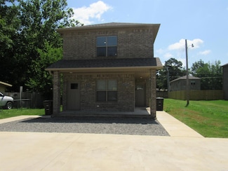 1515 Stamps St, Jacksonville, AR 72076