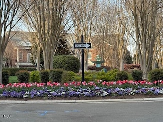 303 Circle Park Place, Chapel Hill, NC 27517