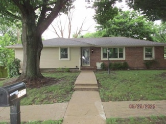 19005 E 18th Terrace N, Independence, MO 64058