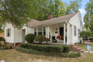 512 Church St, Laurens, SC 29360