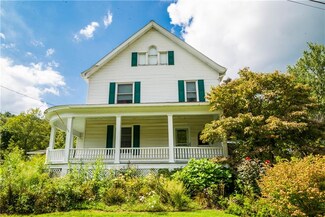 817 Indiana Rd, Creekside, PA 15732