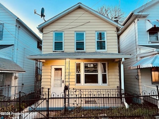 13 Airy St, Wilkes Barre, PA 18702