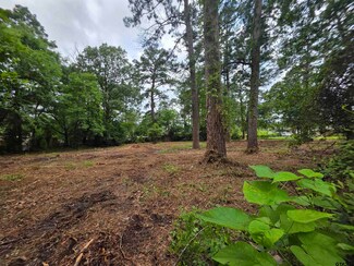 20812 Forest Grove Dr, Chandler, TX 75758
