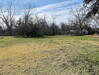 1313 Hunt St, Commerce, TX 75428